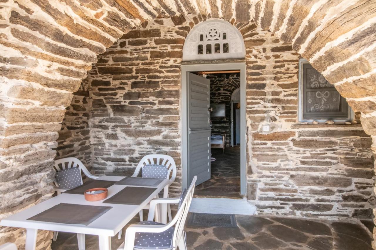 Ferienwohnung Irene - Tarambados - Tinos Kámbos Exterior foto